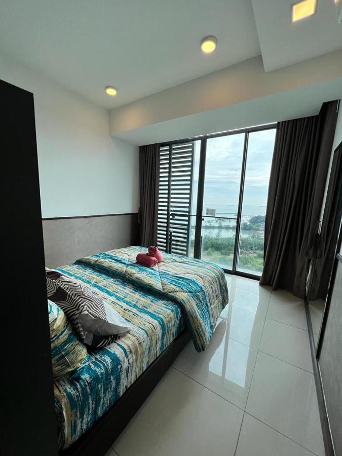 Apartment Private Waterfront Port Dickson